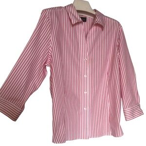 Jones New York Classic Button Up